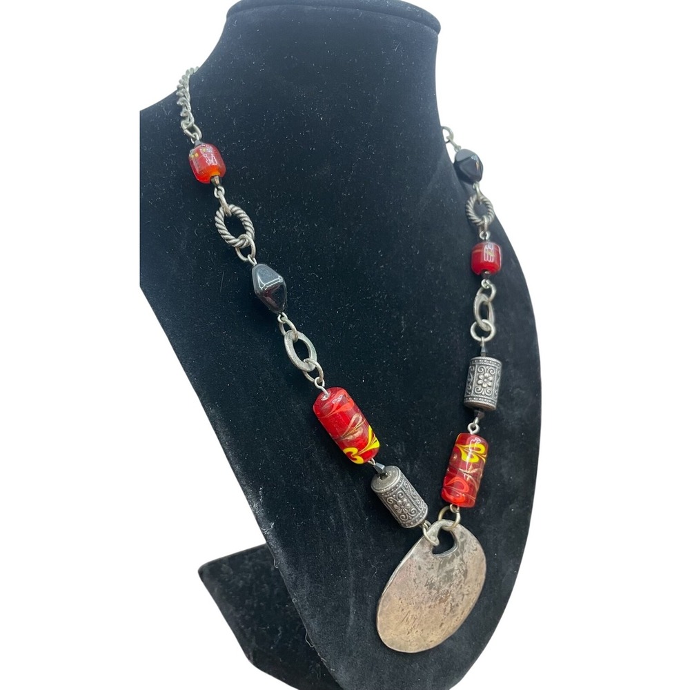 Artisan Red Lampwork Glass Bead Necklace Hammered Silver Tone Pendant Boho 18.5" - Picture 2 of 6